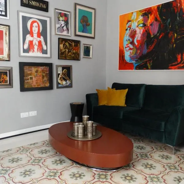 60 Indri Borg Townhouse, готель у місті Рабат