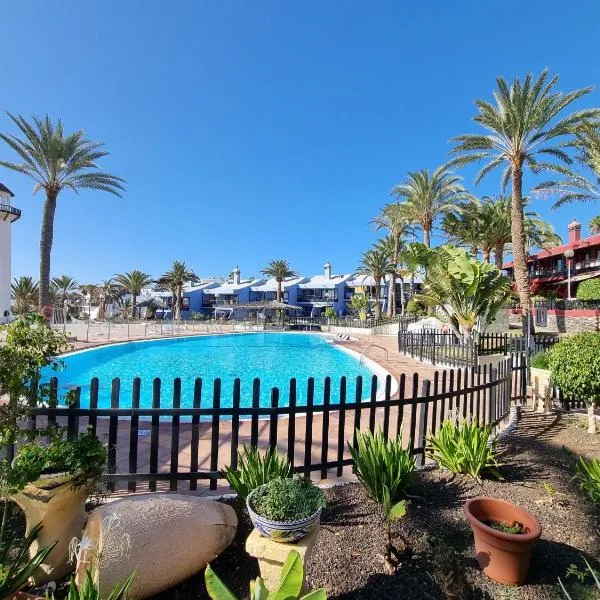 TOP 2 Sun Club bungalow terraza, hotel in Maspalomas