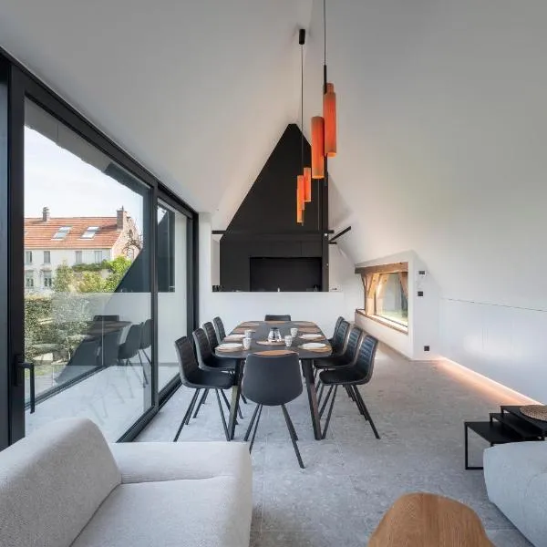 Apartment L'O Reine of Budgetkamer The Box, hotel in Sint-Pieters-Leeuw