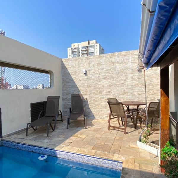 Cobertura de 3 quartos com churrasqueira e piscina