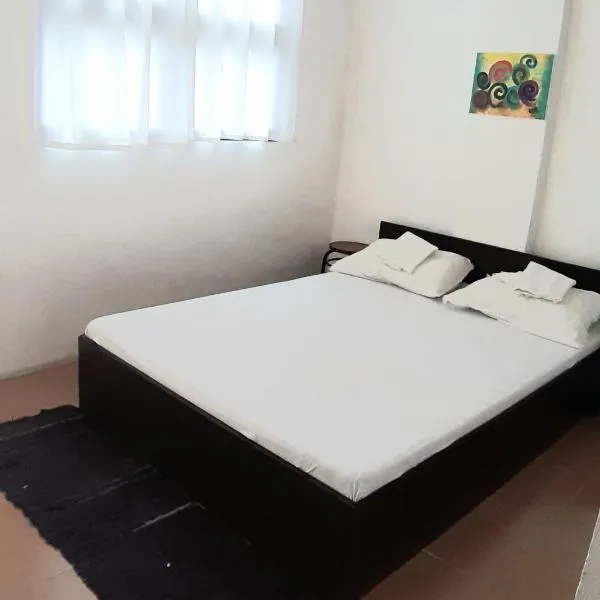 Angel and Marie's ACroom for 1-2pax, hotel v destinaci San Juan
