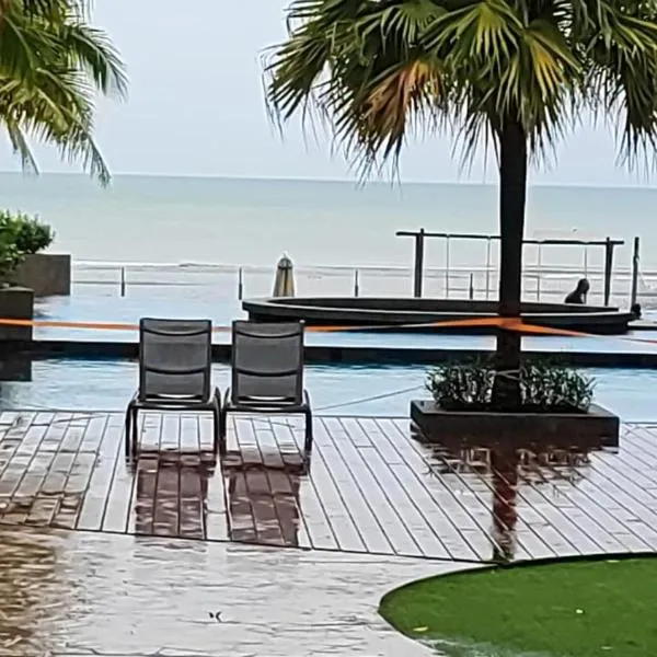 Timur Bay by Dream View Studio, hotel in Kuantan