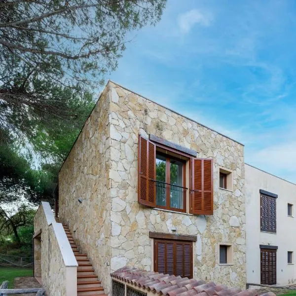 Casa Antonella sul Golf, מלון בס'ארקיטו קוליירי