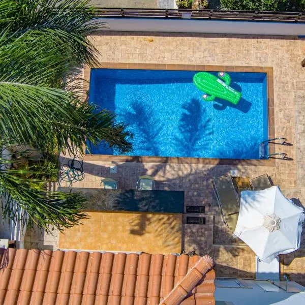 Villa Sirena, Pernera, Valentino, Hotel in Paralimni