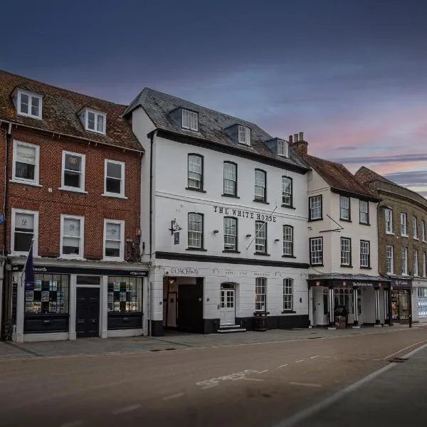 The White Horse Hotel, Romsey, Hampshire、ロムジーのホテル