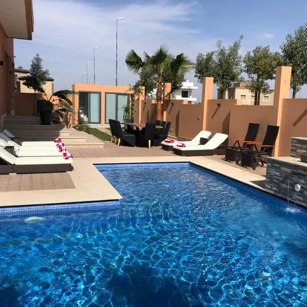 Villa Arabic House Pool & SPA, viešbutis mieste Zradna
