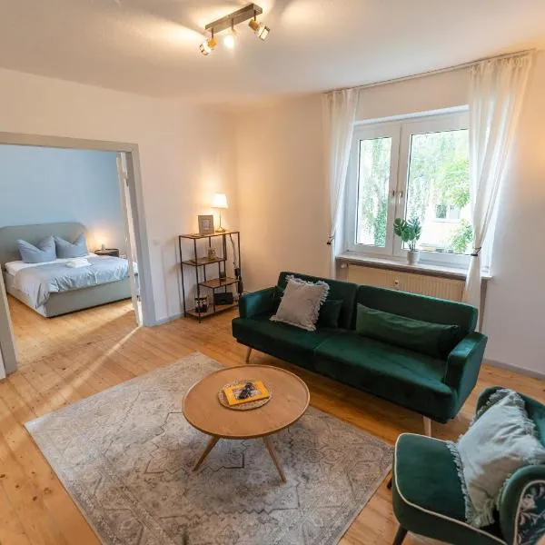 RR - Central Apartment 80qm - Balcony - Washer, hotel in Magdeburg