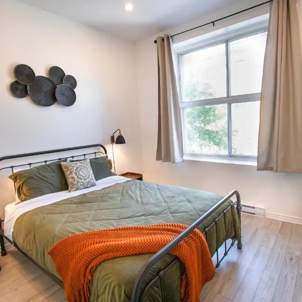 AFRICA - SelfCheckIn - Plateau - St-Laurent, Hotel in Montreal