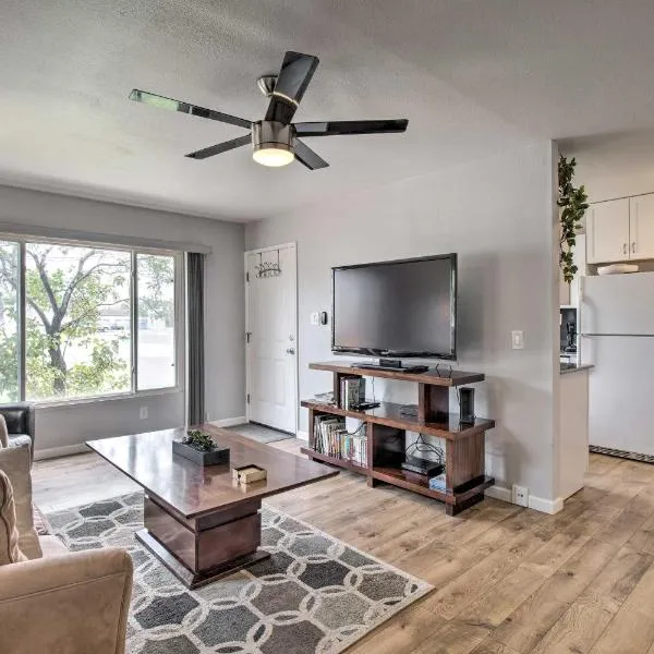 BBQ Ready with Patio Walkable Carson City Duplex, hotel v destinaci Carson City