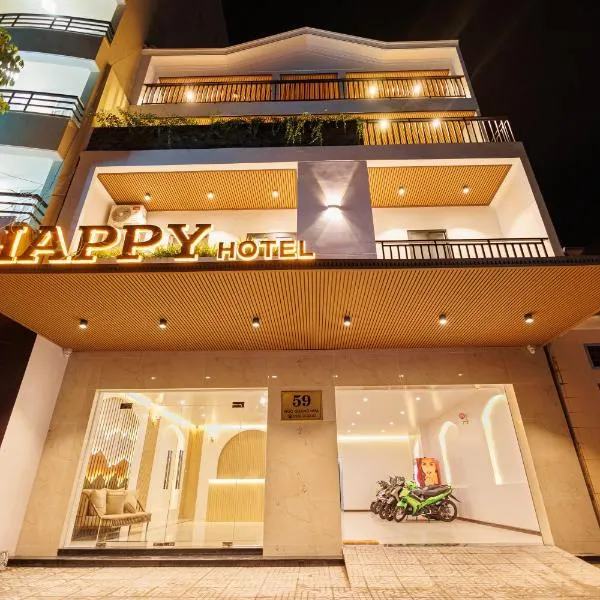 Happy Hotel, מלון בXóm Nhà Mát