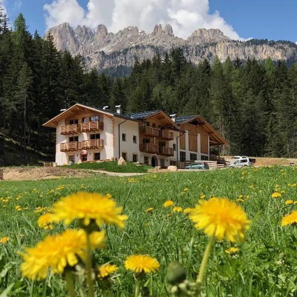Agriturismo Soreie - Farmstay, hotel v destinaci Vigo di Fassa