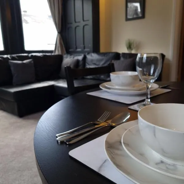 Entire holiday home with FREE parking & fast WIFI, hotel in Ambleside