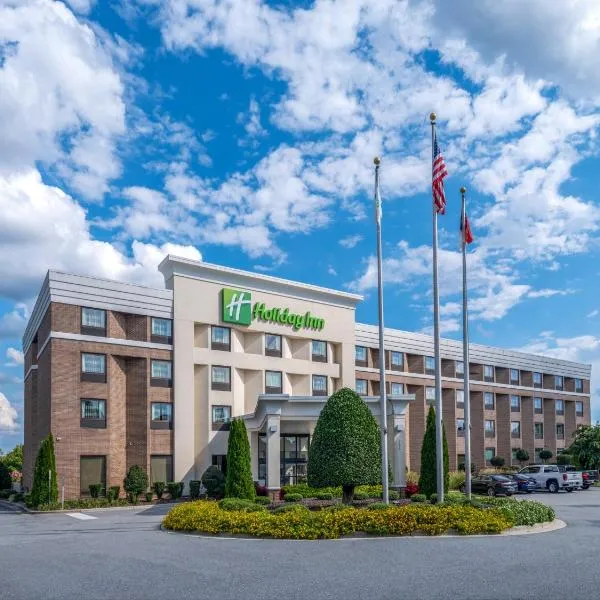 Holiday Inn Greensboro Coliseum, an IHG Hotel, hotel en McLeansville