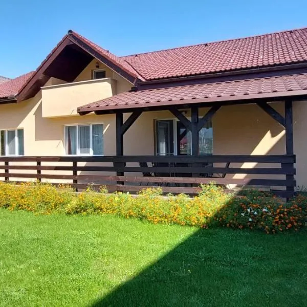 Carpen View Residence, hotel u gradu 'Săcele'