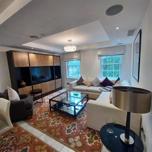 Buckingham Palace Residences by Aeria Apartments