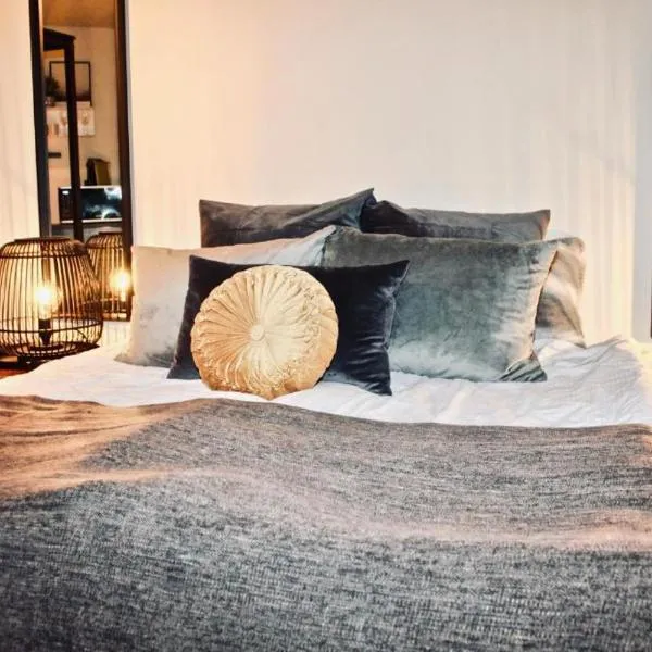 Cozy Studio Apartment in the Heart of Reykjavík, hotel v Reykjavíku