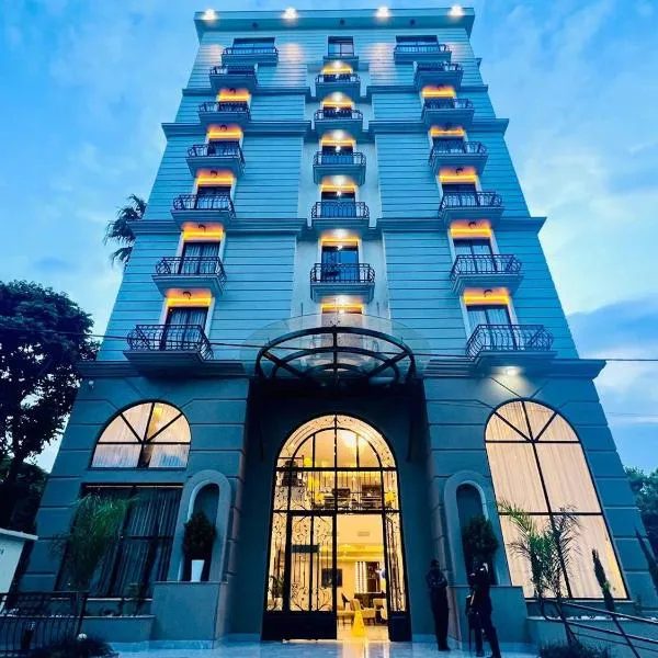 TH BonRoyal Hotel, khách sạn ở Selbanē