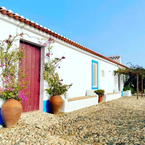 Monte Capitão Country house, hotel em Salvada