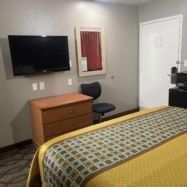 Super 7 Inn, hotel en Memphis