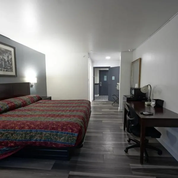 Greenwoods inn & Suites, hotel in Atco