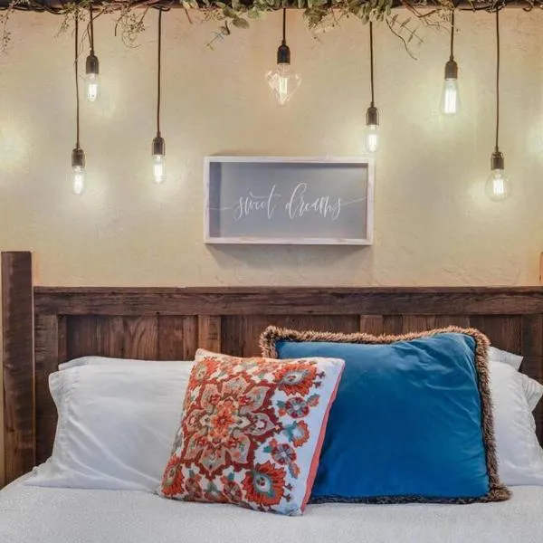 The Rustic Suite - Main Street Lodge in Berlin, hotel v destinaci Berlin