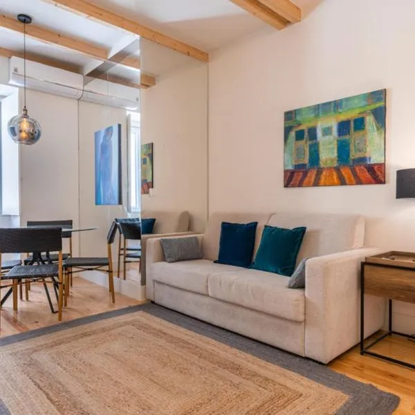 Cozy Apartment near the river I