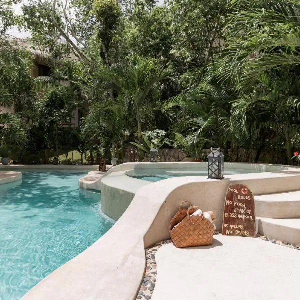 Cachito de Cielo Luxury Jungle Lodge, hotel in Tulum