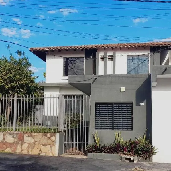 Apartamentos Victoria, hotel in Asuncion
