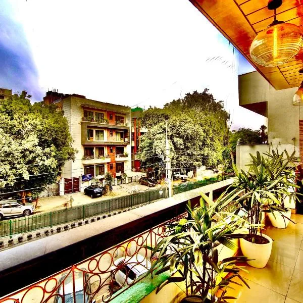 Lime Stays B&B GK-2 at Greater Kailash Metro South Delhi nearby Saket Select City, hotell sihtkohas New Delhi