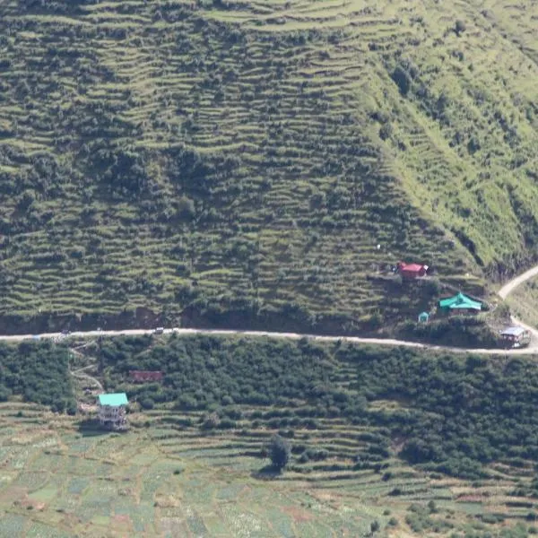 Dhauladhar Woodhouse, hotel in Kasāmbal