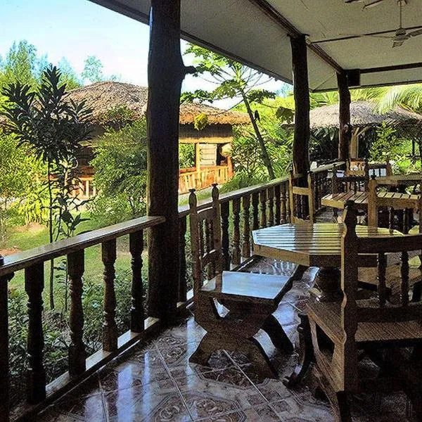 Omusee Self Catering, hotel v destinaci Baie Sainte Anne