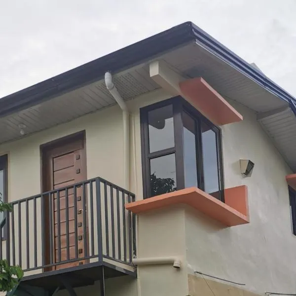 EZ & V Guesthouse โรงแรมในPagsanjan