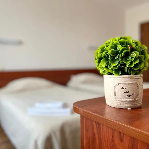 Хотел Лагуна, hotel v destinaci Dospat