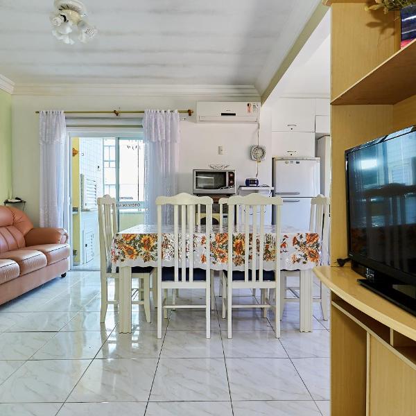 1040 - Departamento 2 quartos na Rua Pirajica . 200 m da Praia Bombinhas Centro - Foto 5