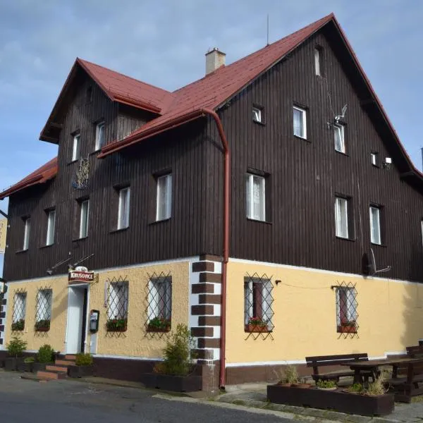 Horský Hotel Arnica, hotel di Loučná pod Klínovcem