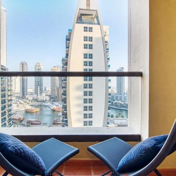 La Buena Vida Holiday Homes, Luxe, 3BR with, full kitchen, Marina View, by JBR Beach, Tram & Marina, hotel v Dubaji