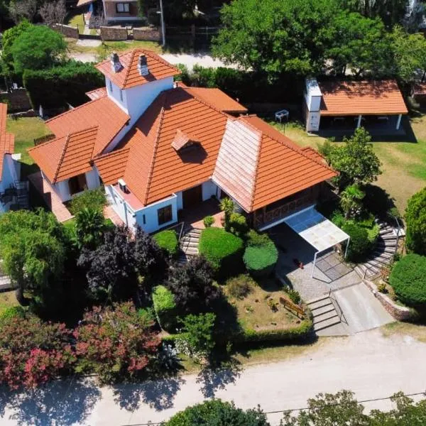 Cabañas Las Pencas, hotel din Mina Clavero