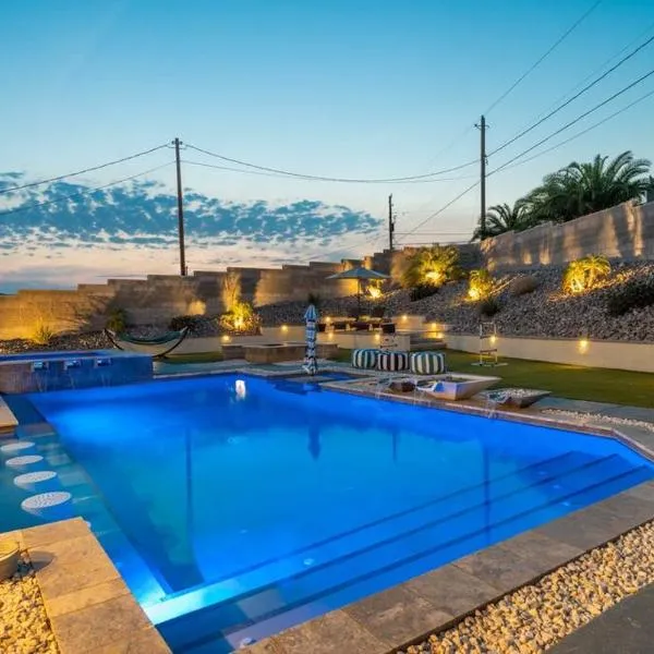 Heated Pool & Spa - Winterhavens Oasis, hotel in Havasu Lake