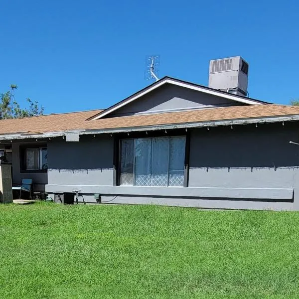 Orangewood & 51Ave Homestay - Not a Hotel, hotel v destinaci Glendale