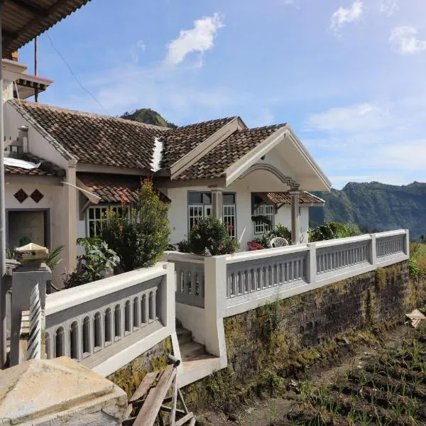 Good Karma Guesthouse, hotel u gradu Bromo