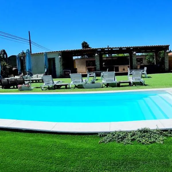 Casa Rural La Piedra De Juana, hótel í Aliseda