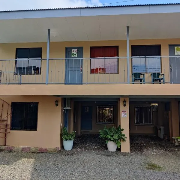 Cabinas Maritza, hotel in Quebrada Ganado