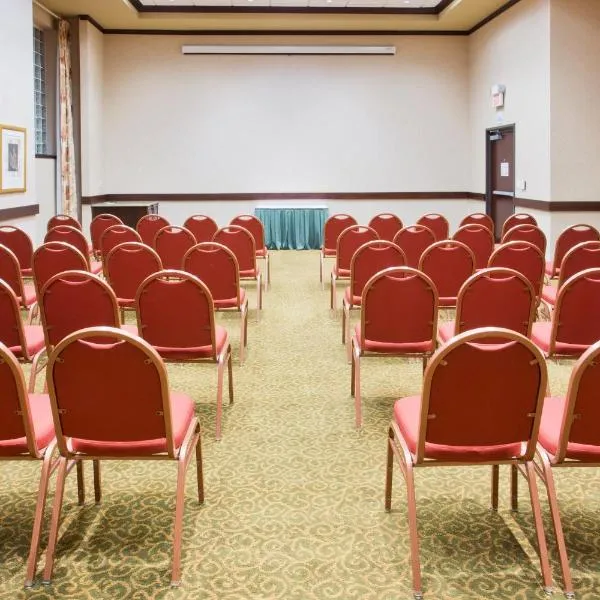 Holiday Inn Express Hotel & Suites Portland-Northwest Downtown by IHG, hotel v destinaci Portland