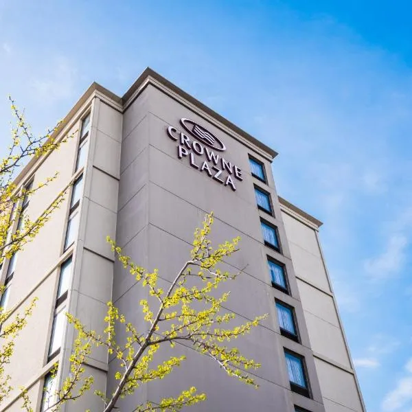 Crowne Plaza Newark Airport by IHG, hotel v destinaci Elizabeth