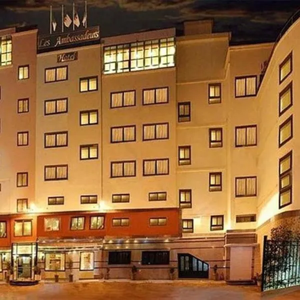 Hotel Les Ambassadeurs, hotel in Oran