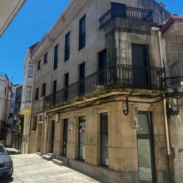 Apartamentos Redondela - Centro histórico, отель в городе Редондела