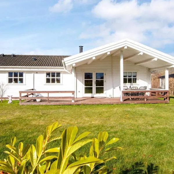 4 person holiday home in Egå, hotel in Egå