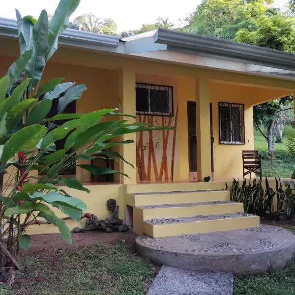 Mira Olas Cabins, hotel in Pavones