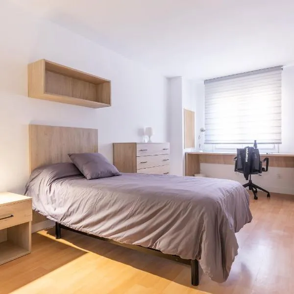 Micampus Leganés Student Residence, hotel v destinaci Leganés