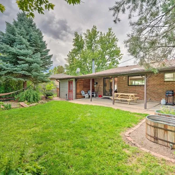 Less Than 3 Mi to Pearl St Home with Large Yard in Boulder, hotel in Boulder